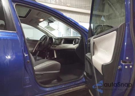 2014 Toyota Rav4 Xle z USA, uszkodzony, nr VIN 2T3RFREV1EW149924